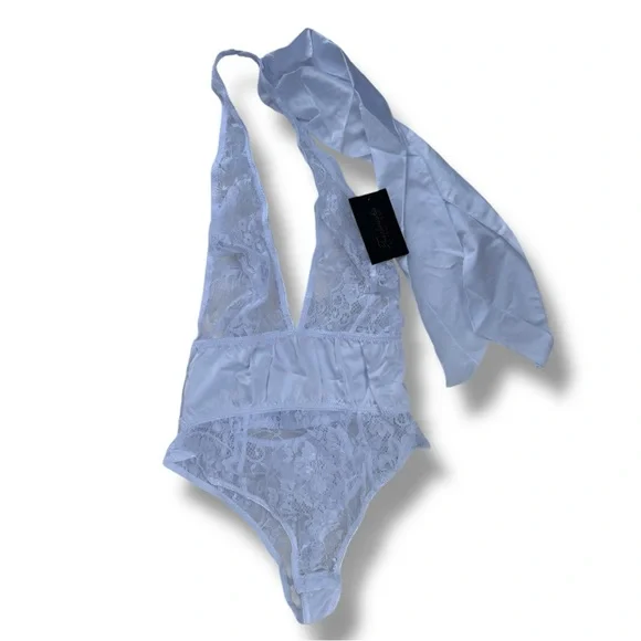NWT Frederick's of Hollywood Elodie White Satin Lace Bow Tie Teddy Lingerie Sz S - Picture 2 of 6